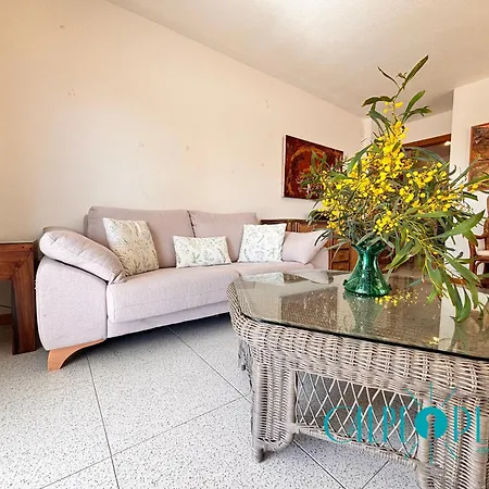 Apartment Balcon Al Mar